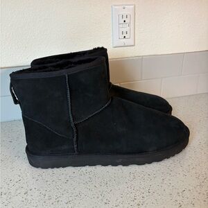 ugg classic mini ii size 17